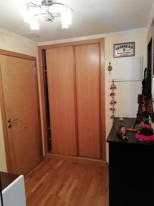 Habitacion En Piso Compartido Cerca De Playa De Samil Vigo Exterior photo
